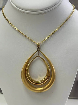 Choosing Between Light and Heavy Gold Jewelry: Which is Best? - Amalia J & Boutique