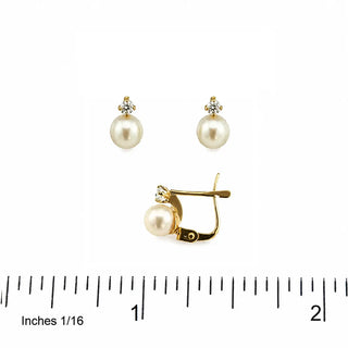 18K Solid Yellow Gold Zirconia and Pearl Leverback Earrings
