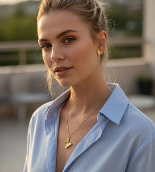 18K Solid Yellow Gold Diamond Cut Butterfly Pendant Necklace