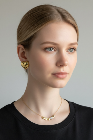 18K Solid Yellow Gold Center Hearts Diamond Necklace