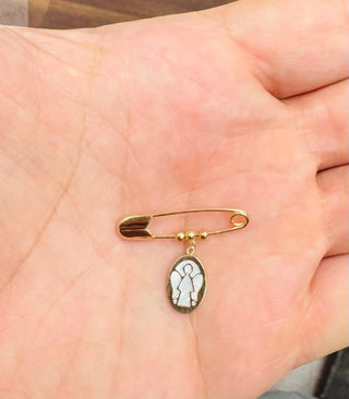 18K Yellow Gold Mother Pearl Angel Oval Medal Safety Pin