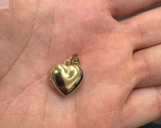 18K Solid Yellow Gold Heart-Shaped Photo Locket Pendant