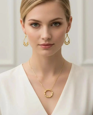 18k Yellow Gold Twisted double wire cubes & beads earrings.