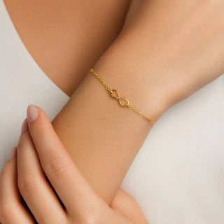 18K Solid Yellow Gold Polished Center Infinity Bracelet