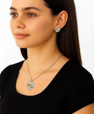 Sterling Silver White Enamel Daisy Flower Pendant Necklace